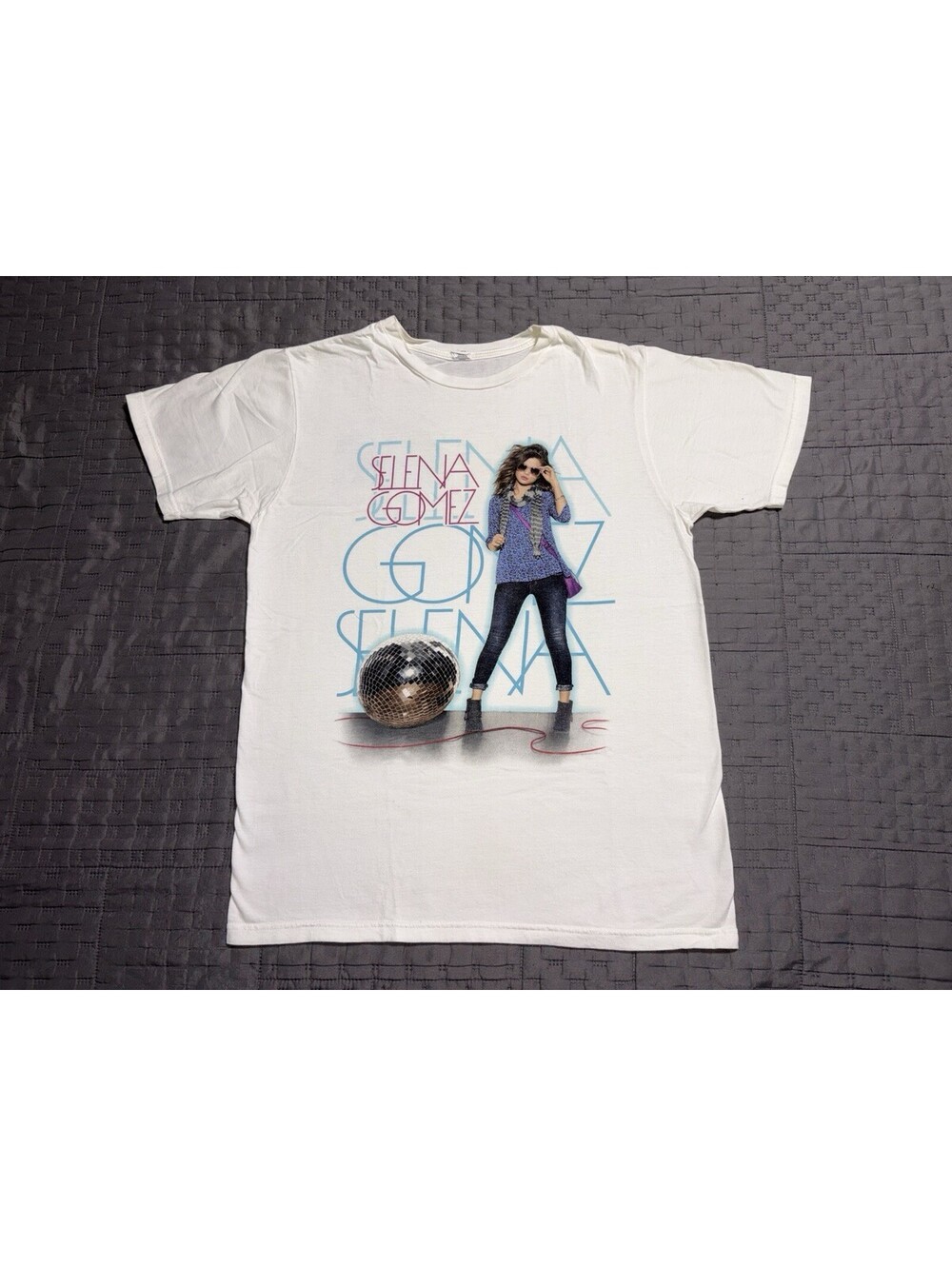 Selena Gomez We Own The Night 2011 Tour Graphic T Shirt Sz Med